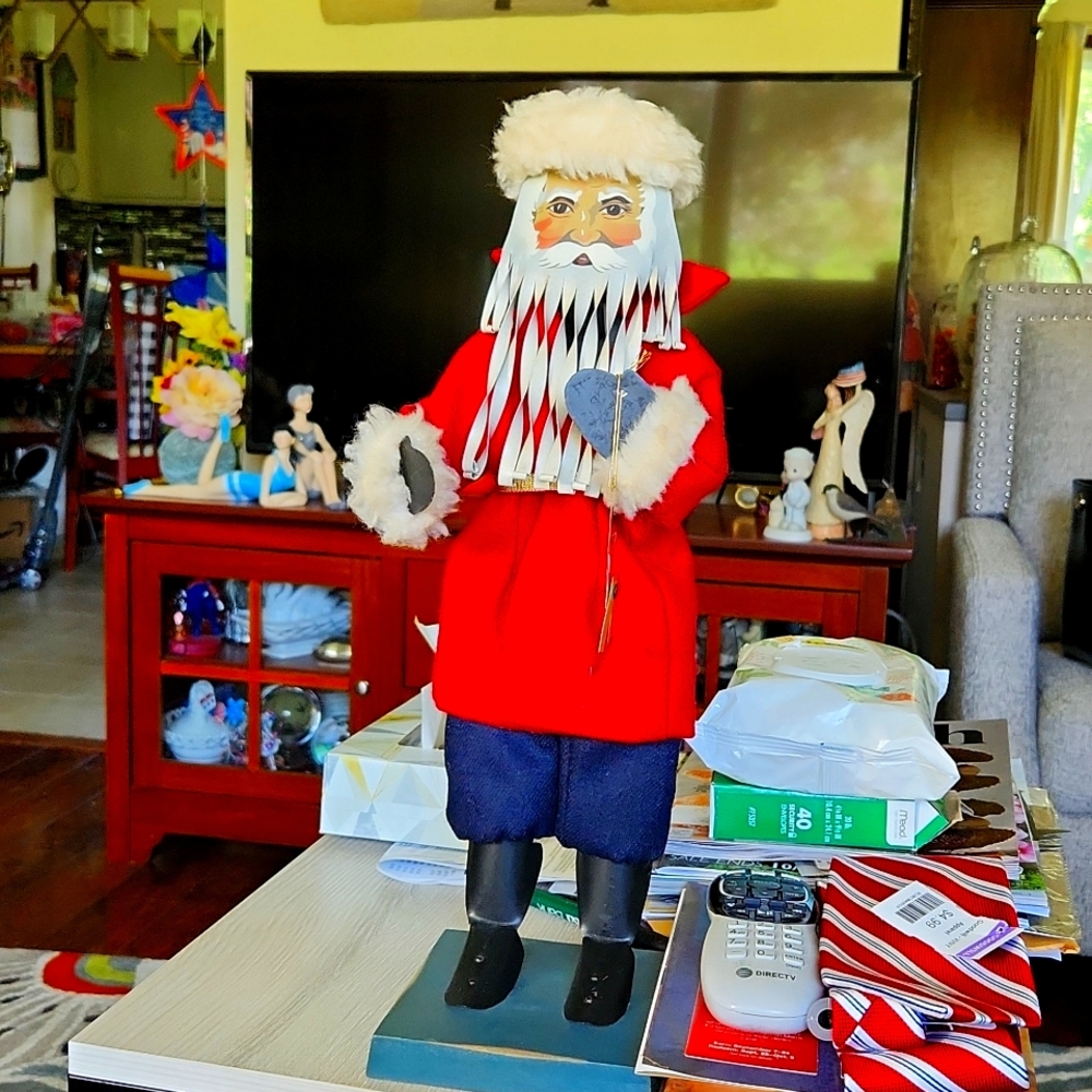 Shadowdancer CHRISTMAS AMERICAN FOLK ART  SANTA 18” TALL METAL HOLIDAY HOME